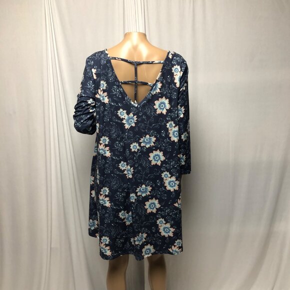Mudd Dress Womens Size Large Navy Floral Deep Cut Double V-Neck Ladder Soft NEW - Picture 4 of 8